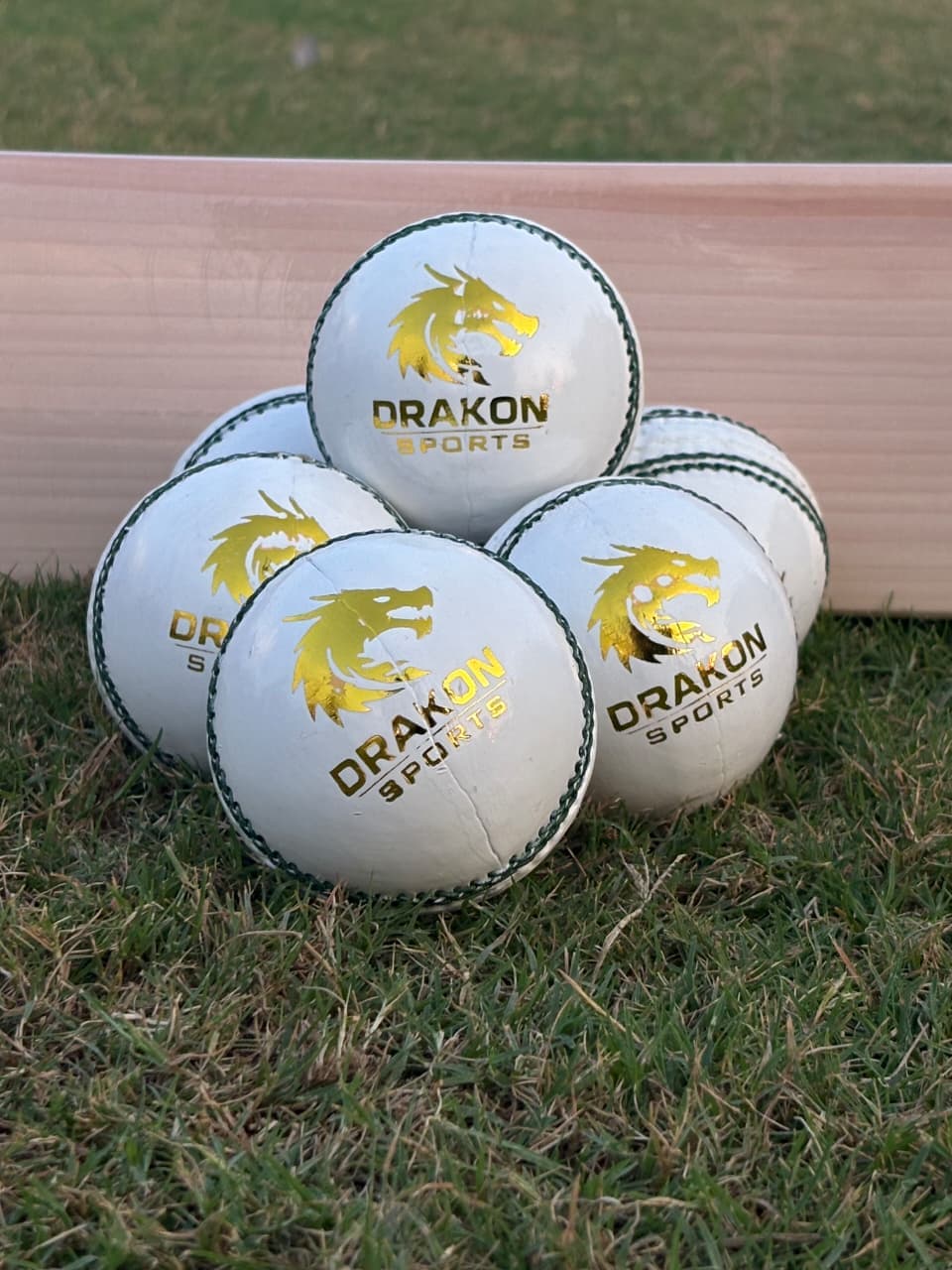 Tournament White Ball thumbnail 4